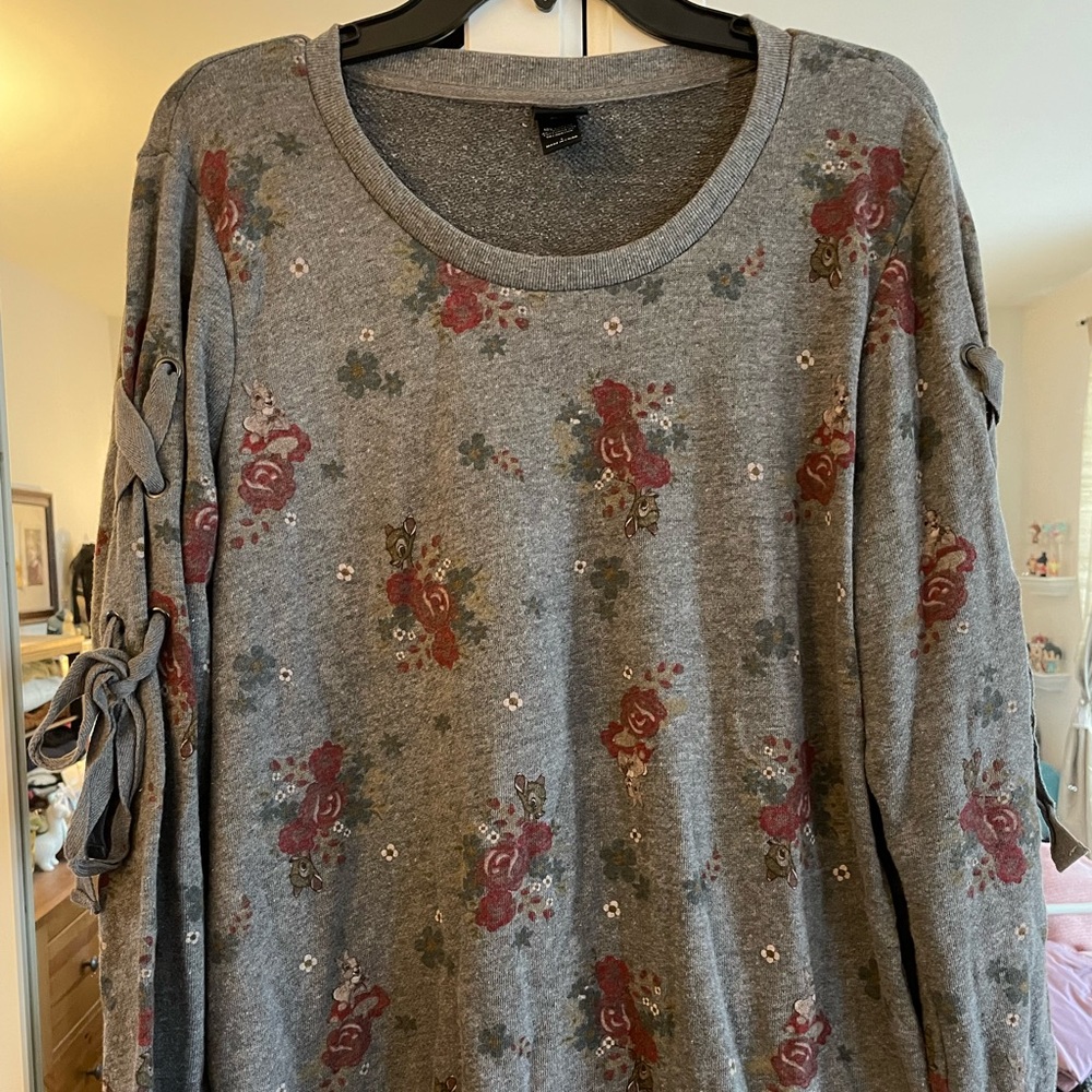 Torrid Disney Bambi sweatshirt with tie sleeves Size 1 1X 16 NWOT